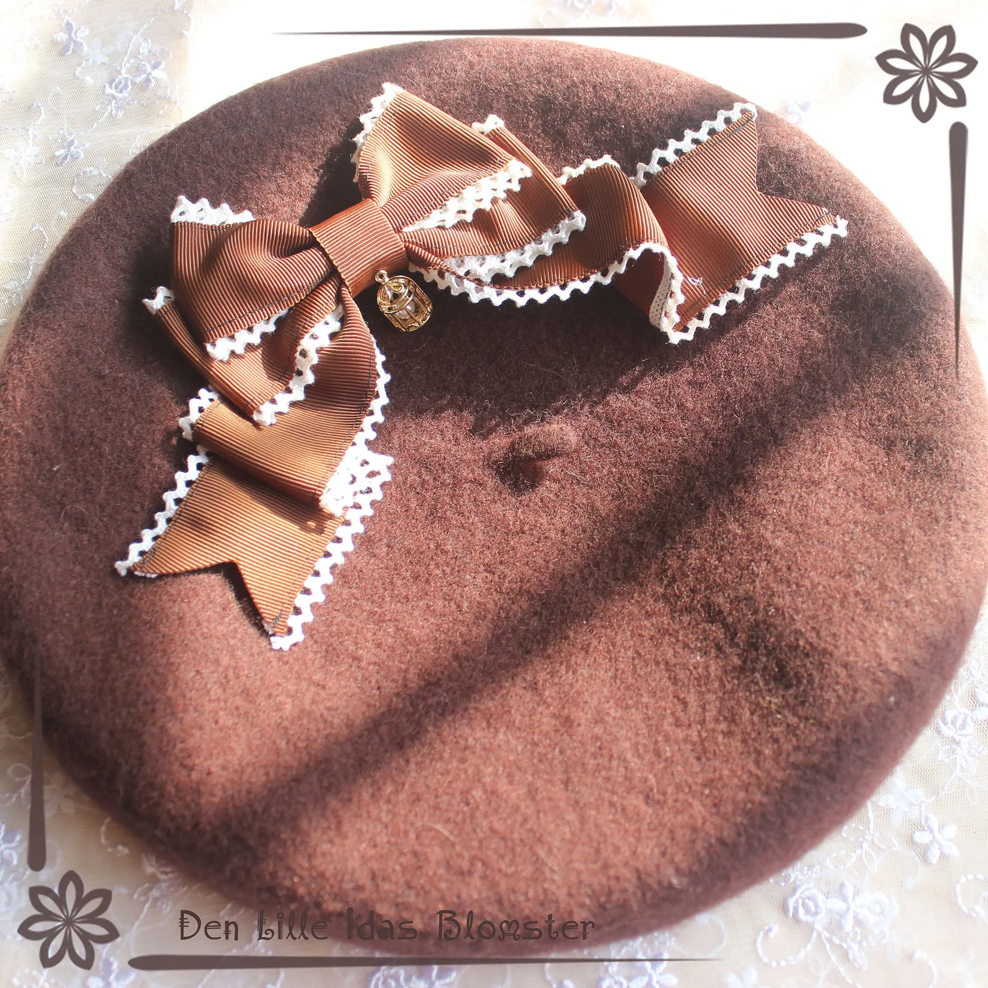 Birdcage Ribbon Beret