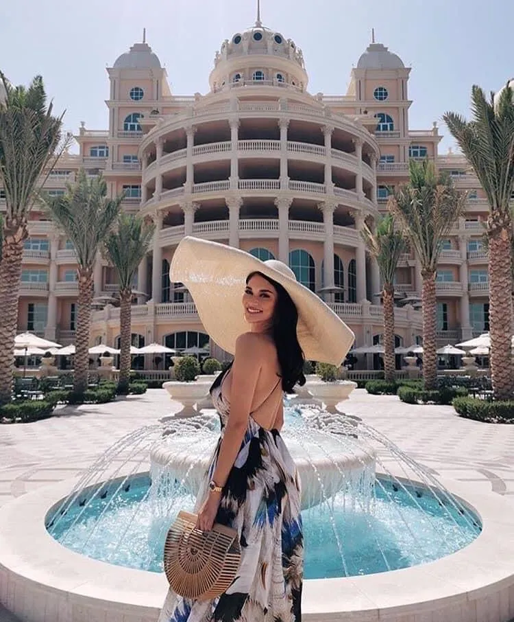 Straw Giant Hat